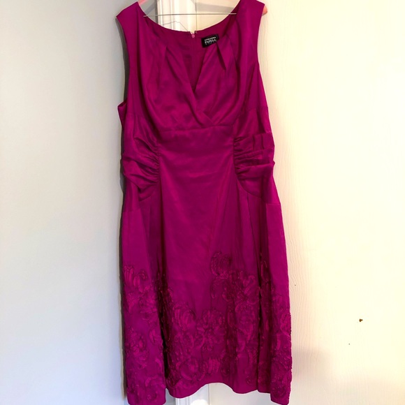 Adrianna Papell Dresses & Skirts - Adrianna Papell, Stunning party dress!